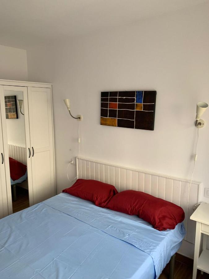 Cosy Apartment In L Escala, 7 Mins Walk To The Closest Beach, Riells L' Escala Exteriör bild