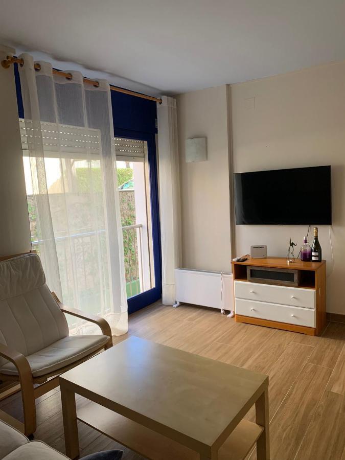 Cosy Apartment In L Escala, 7 Mins Walk To The Closest Beach, Riells L' Escala Exteriör bild
